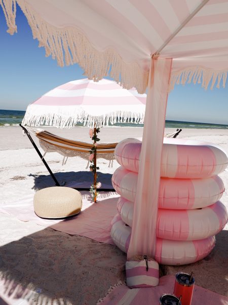 clearwater-beach-bachelorette-party-setup-nana-cabana-floats